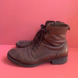 Born Women’s brown leather combat boots, size 9.